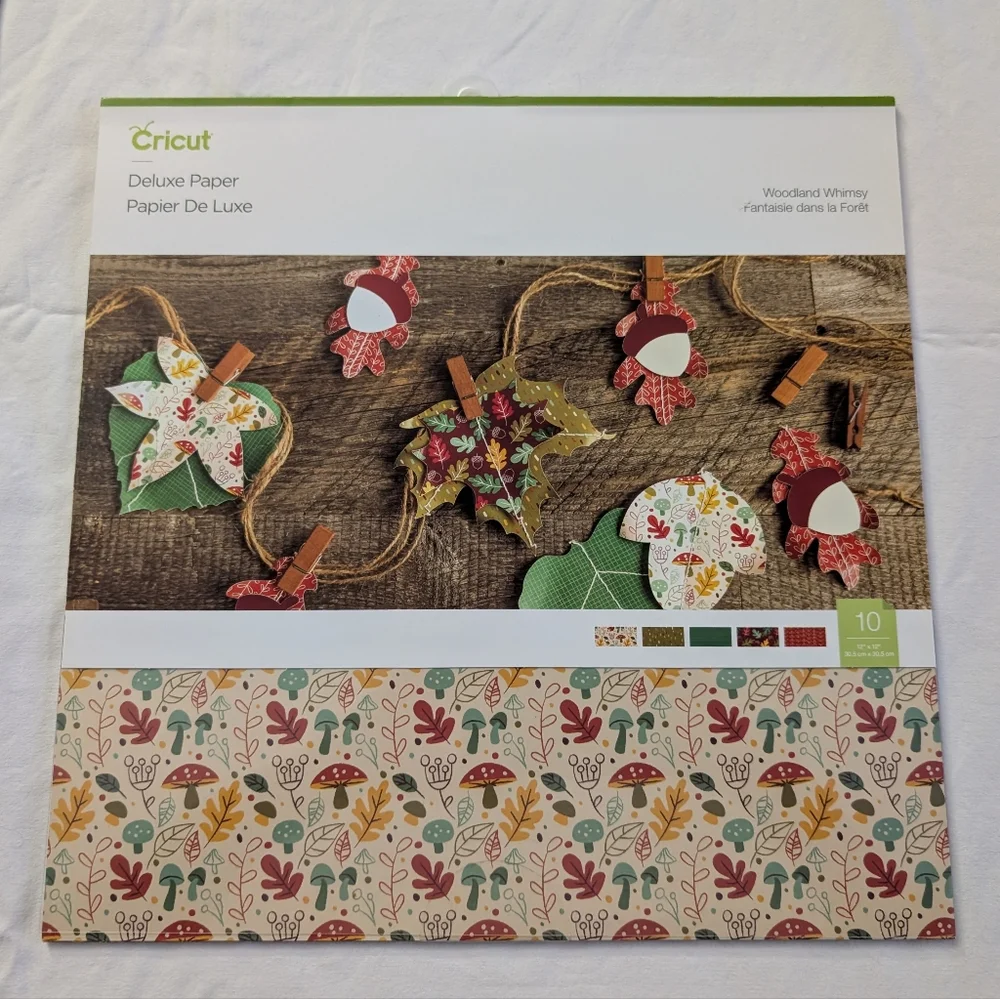 🆕Bundle Of Cricut Deluxe Paper 